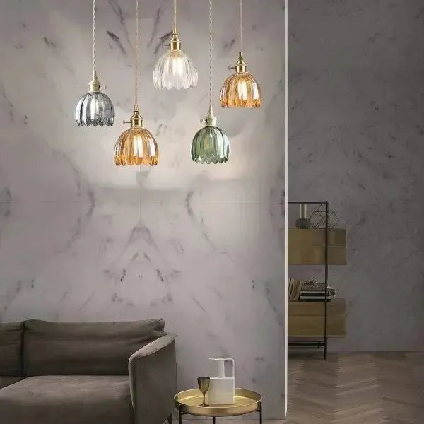 Elegant blomformad glashängslampa - Stämningsfullt ljus