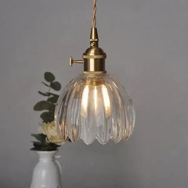 Elegant blomformad glashängslampa - Stämningsfullt ljus