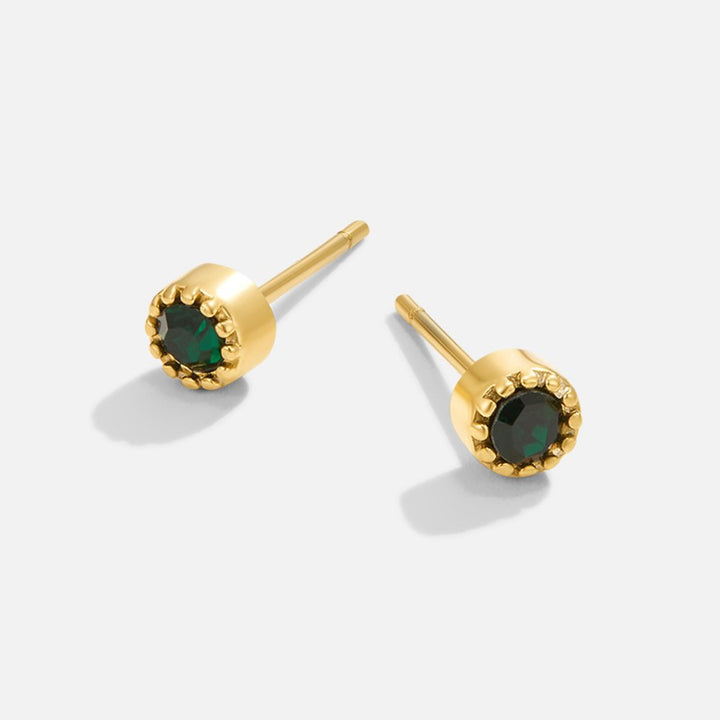 Eleganta örhängen med smaragdgrön zirkonia