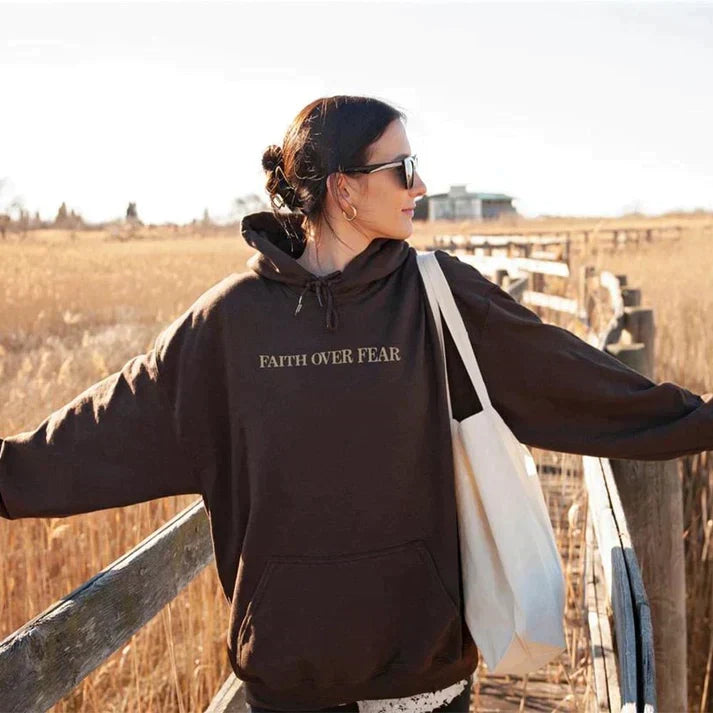 Unisex hoodie "Tro över rädsla" Psaltaren 118:6 - Faithmore