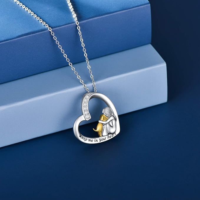 Halsband i sterlingsilver – Hjärta & Hund design med zirkonia