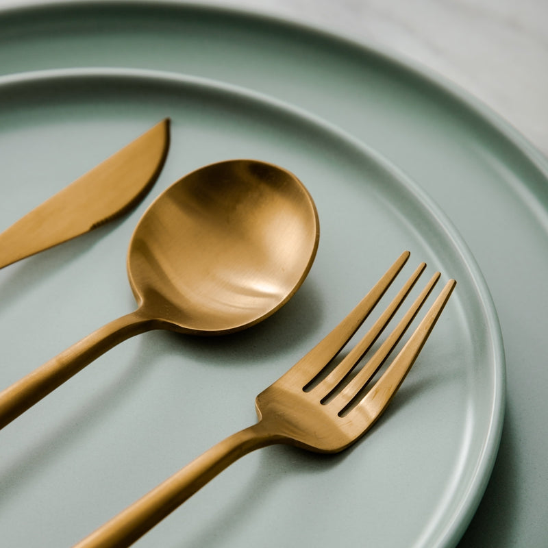 Minimalistisk bestick för moderna bord - PureSet