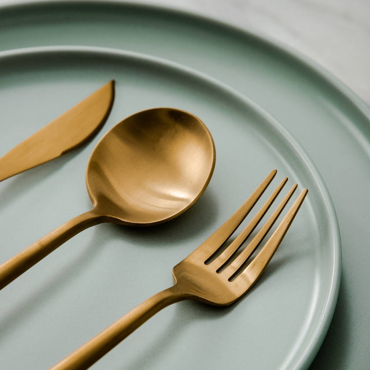 Minimalistisk bestick för moderna bord - PureSet