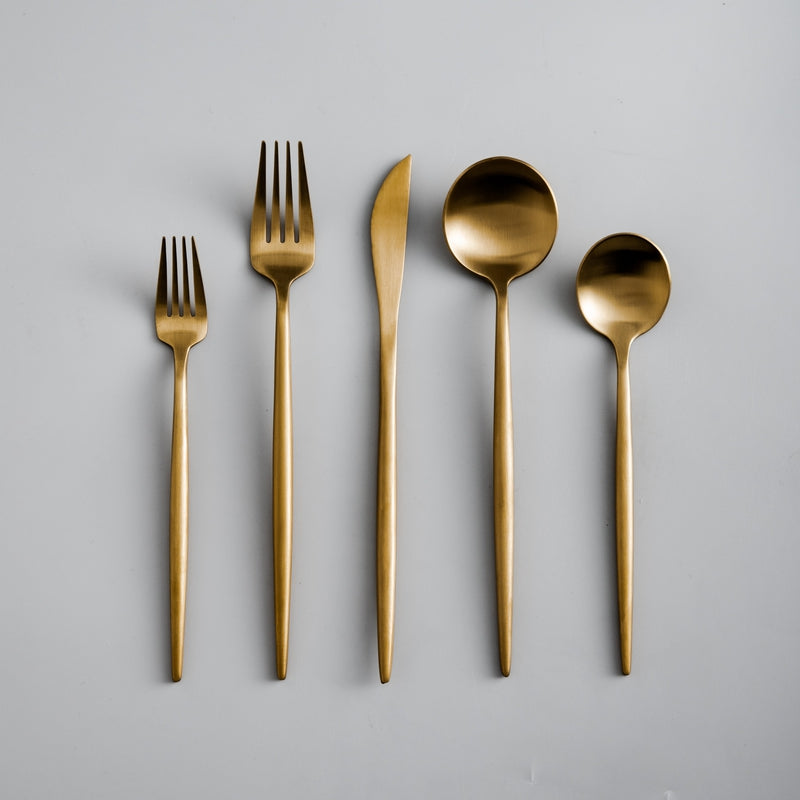 Minimalistisk bestick för moderna bord - PureSet