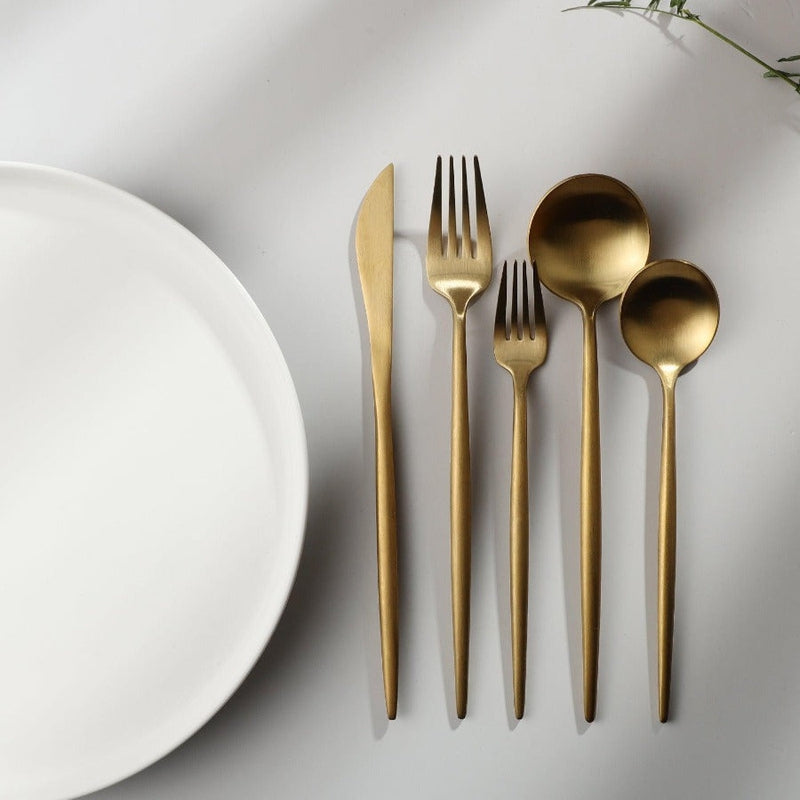 Minimalistisk bestick för moderna bord - PureSet