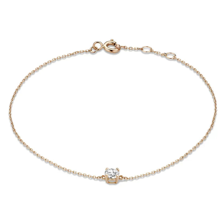 Elegant armband i vitguld med förfinade detaljer