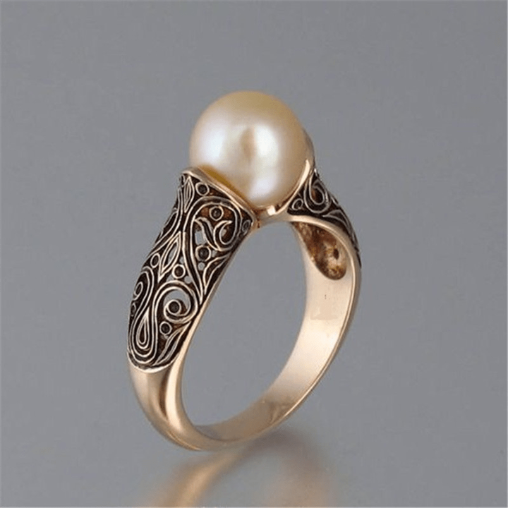 Retro silverring med förfinade detaljer