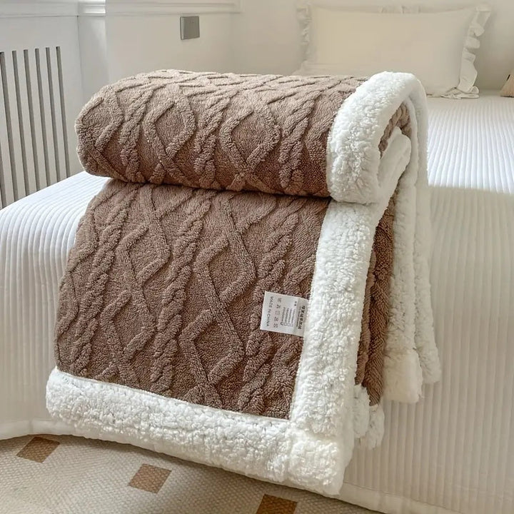 Ylellinen Sherpa-peitto kaksipuolisella mukavuudella