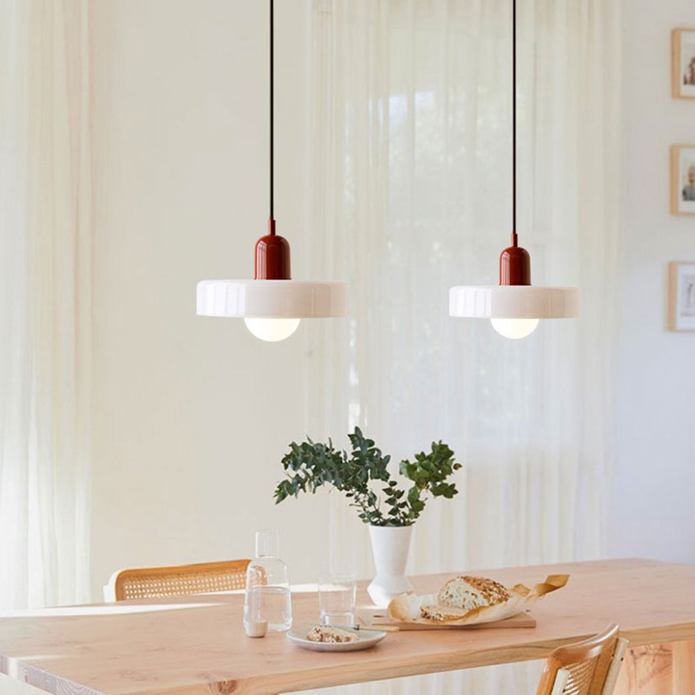 Färgad taklampa – Bauhausstil – Konstnärlig design