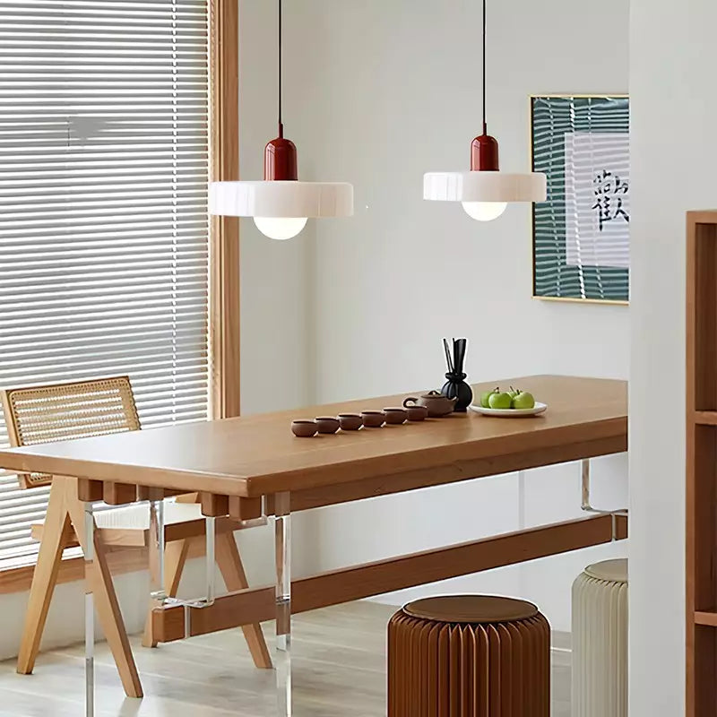 Färgad taklampa – Bauhausstil – Konstnärlig design