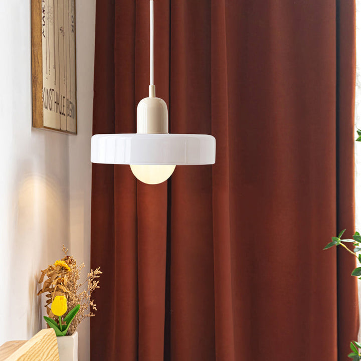 Färgad taklampa – Bauhausstil – Konstnärlig design