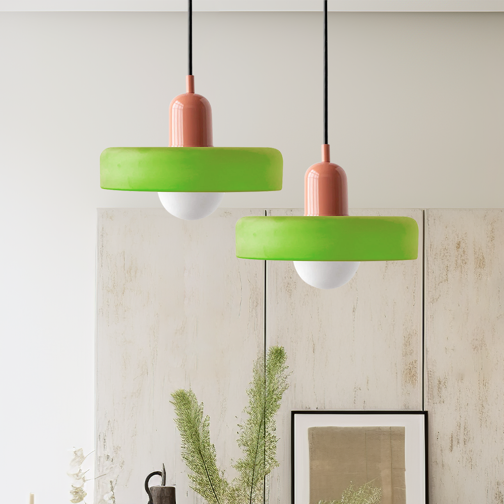 Färgad taklampa – Bauhausstil – Konstnärlig design