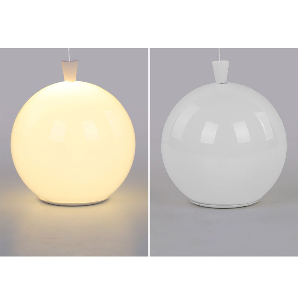Kompakt och modern LED-taklampa Balloon – AuraLite