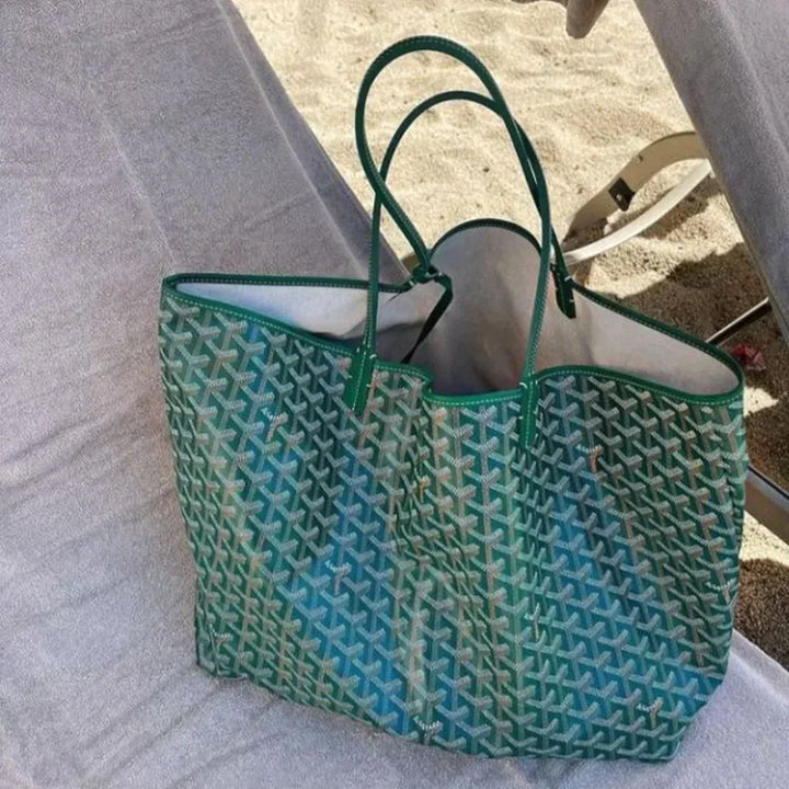 Lyxig shoppingväska | Elegant och rymlig | Bordeaux
