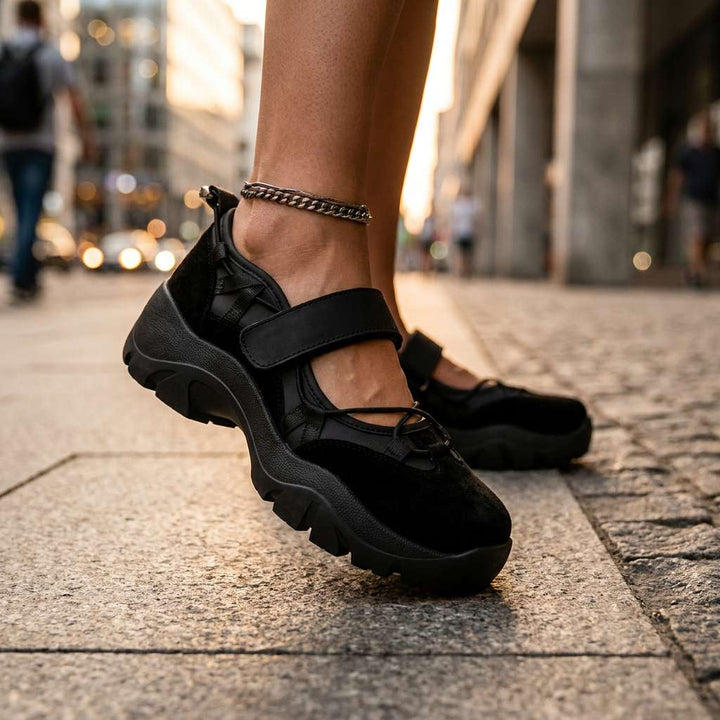 Sköna damslip-ons med kardborreband | Lätta slip-on-skor