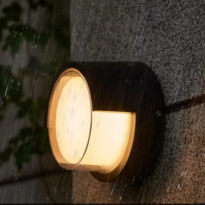 Utomhusvägglampa med rörelsesensor – Modern design