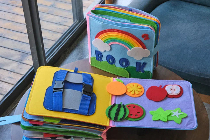 Montessori äventyrsbok - Berättelser i filt