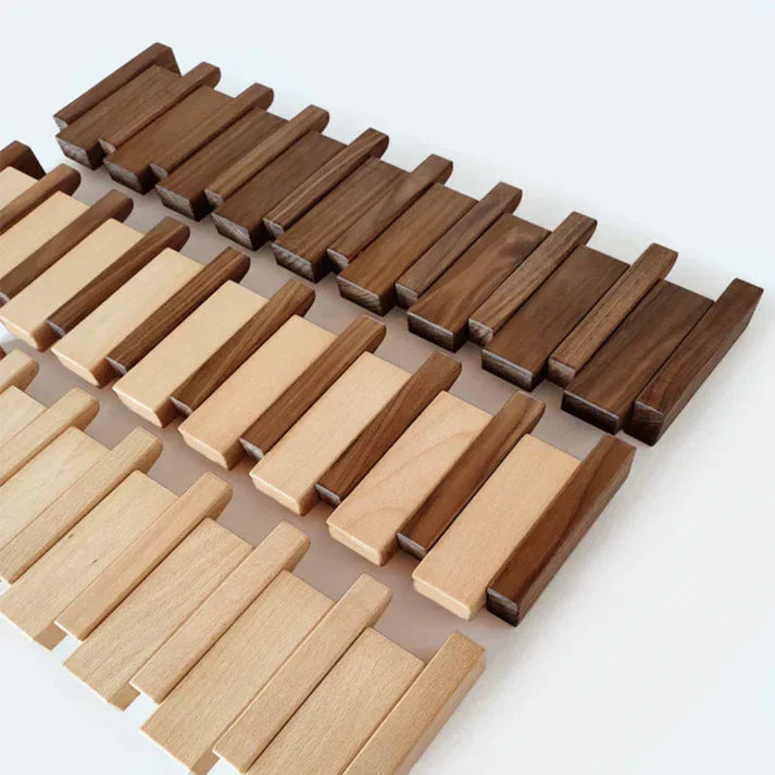 Klädhängare | Design i pianoform | Trä av hög kvalitet