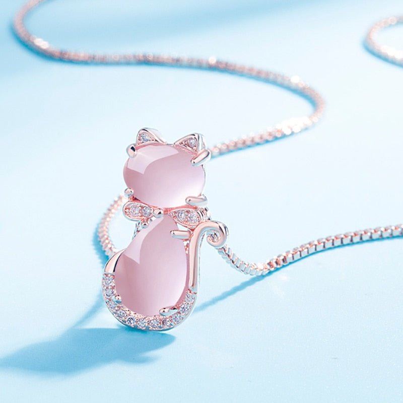 Söt katthalsband med rosa stenar och zirkon
