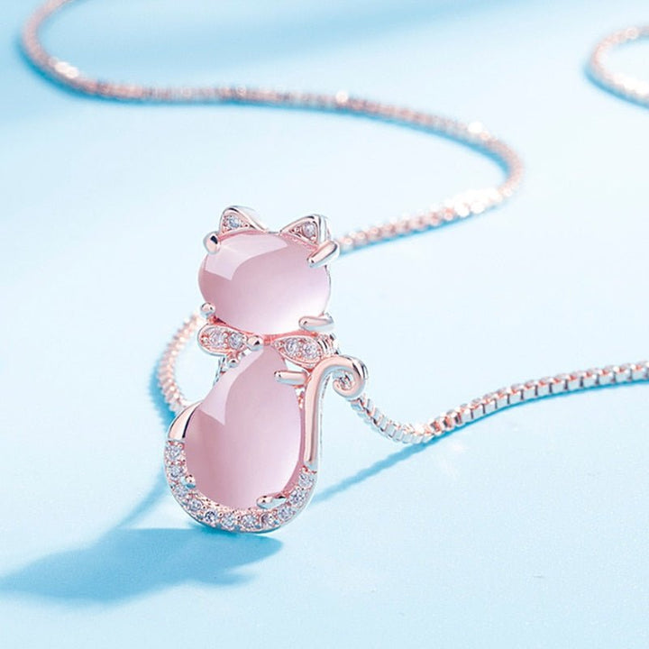 Söt katthalsband med rosa stenar och zirkon