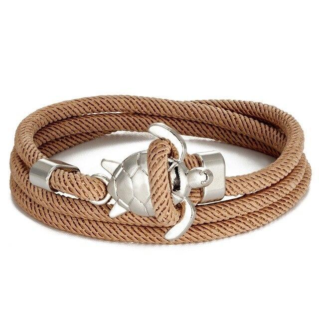 Elegant silverarmband med havssköldpaddsmotiv