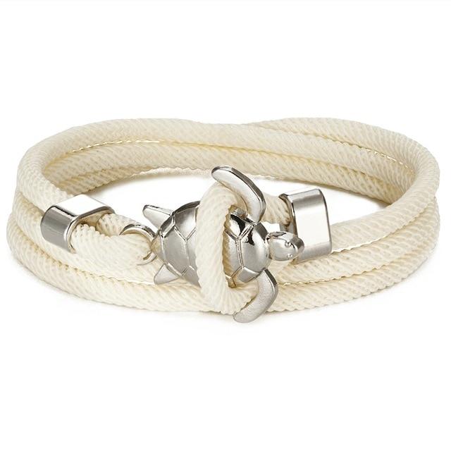 Elegant silverarmband med havssköldpaddsmotiv