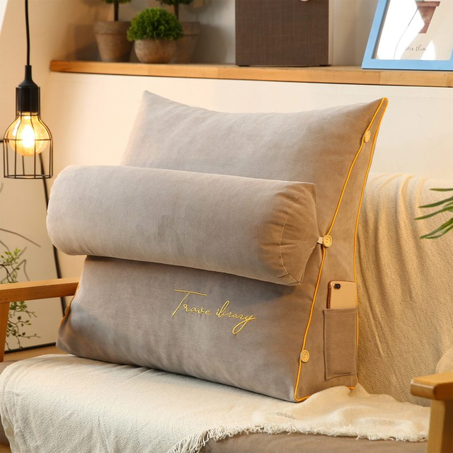 Triangulär ryggstödskudde – RelaxBack