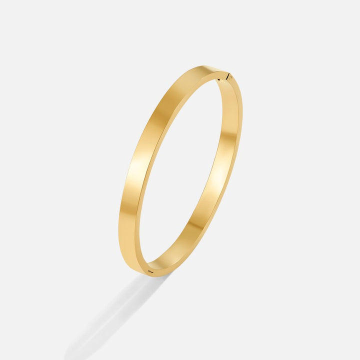 Rina Bangle i guld
