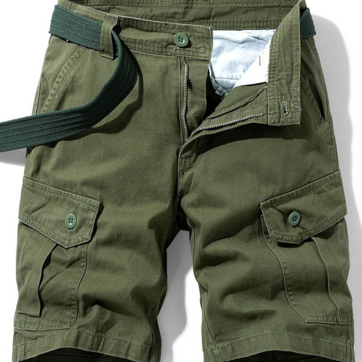 Funktionelle herreshorts med flere lommer til hverdag og eventyr