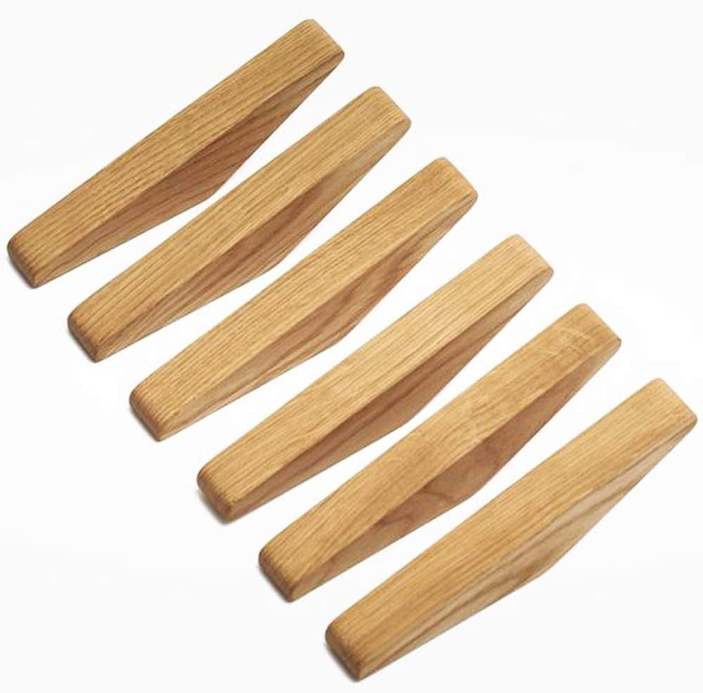 Minimalistiska väggkrokar i trä för hemmet – set med 6