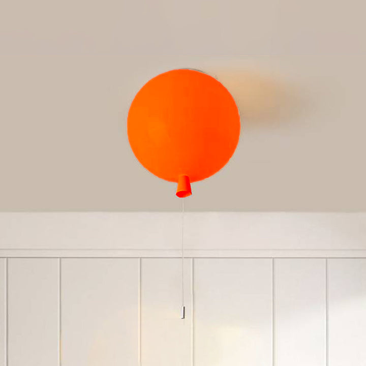 Kompakt och modern LED-taklampa Balloon – AuraLite
