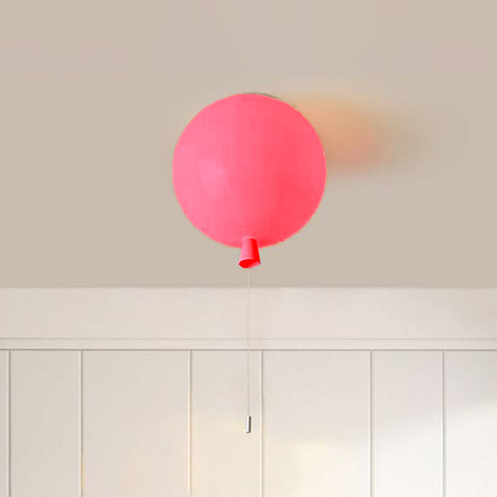 Kompakt och modern LED-taklampa Balloon – AuraLite