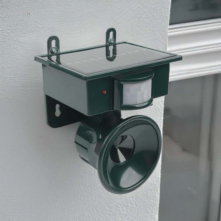 Smart solcellsdriven ultraljudsfågelskrämma