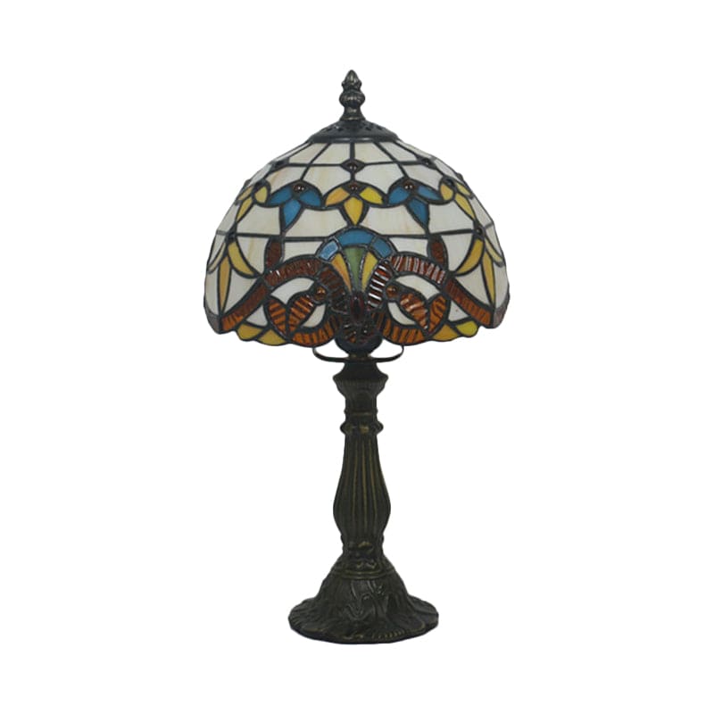 Bordslampa i glas Tiffany - Klassiska linjer i bly