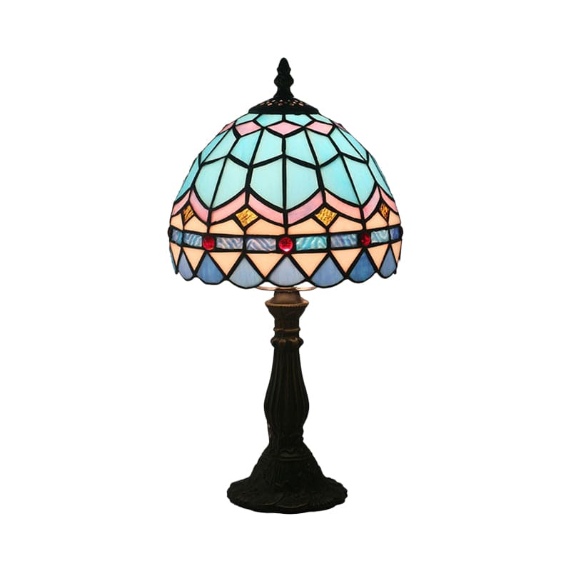 Bordslampa i glas Tiffany - Klassiska linjer i bly