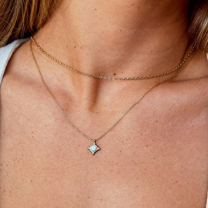 Vintage Halsband med hänge i blå opal