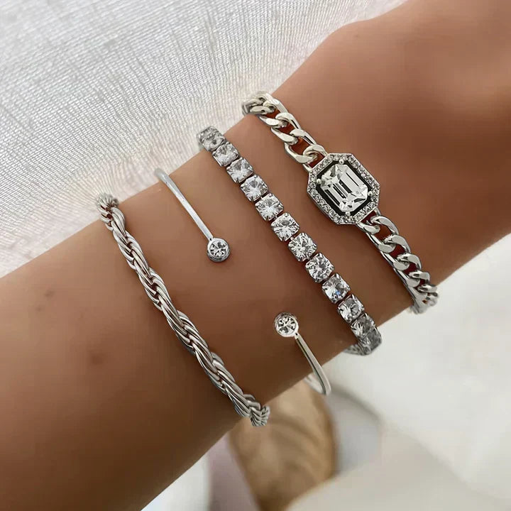 Elegant armbandsset i silver med diskret månform