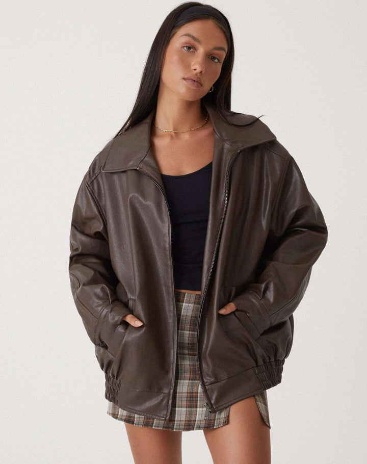 Oversize löst sittande damjacka i läderlook – Yara