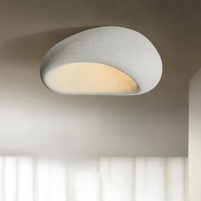 LED-taklampa i wabi-sabi-stil – dekorativ plafond med organisk form